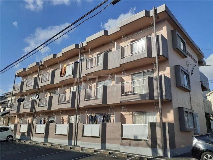 馬込川マンションの外観