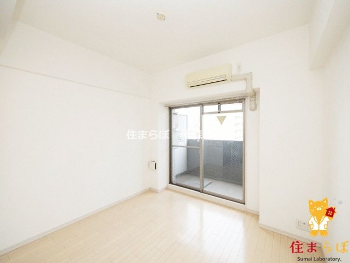 大阪府大阪市北区大淀北1(マンション)の賃貸物件の居間