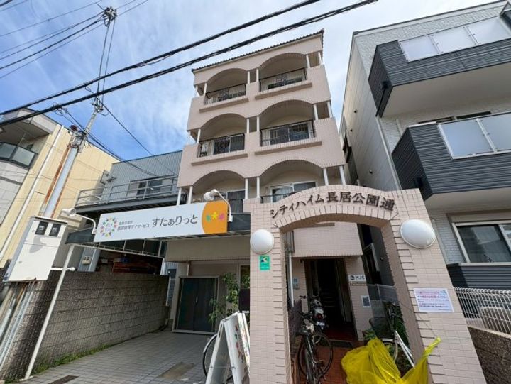 シティハイム長居公園通の外観