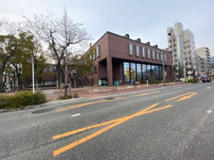 月光鎮守府の周辺