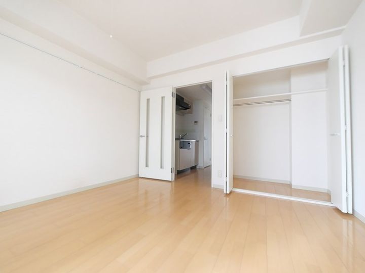 埼玉県八潮市大瀬1(マンション)の賃貸物件の居間