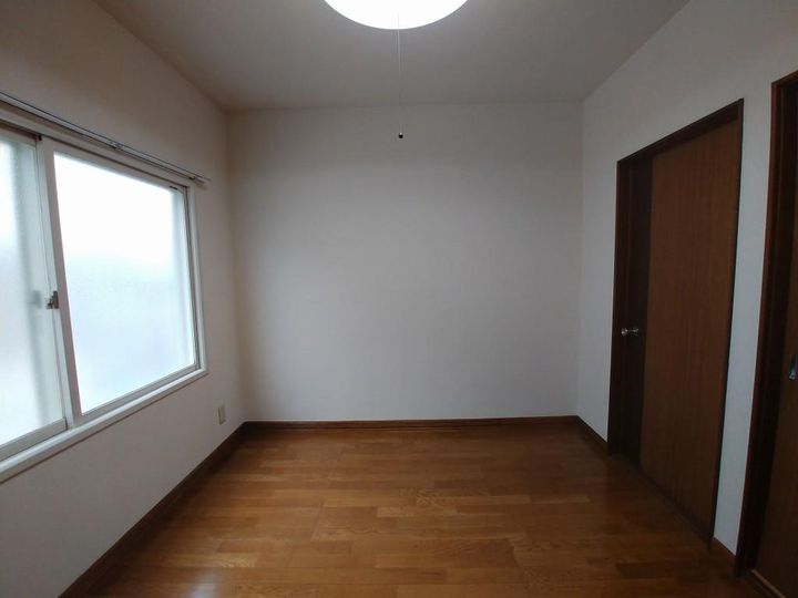 北海道旭川市忠和四条5(一戸建)の賃貸物件の居間