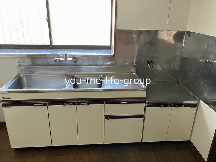 神奈川県秦野市尾尻(一戸建)の賃貸物件のキッチン