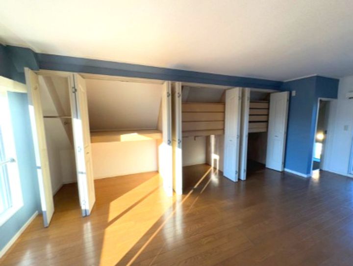 石澤商会学園西町ビルの内装