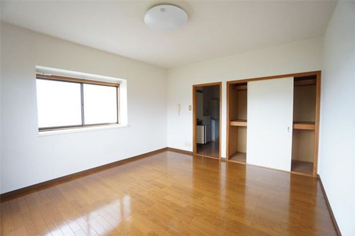 フォーバスIIIの内装