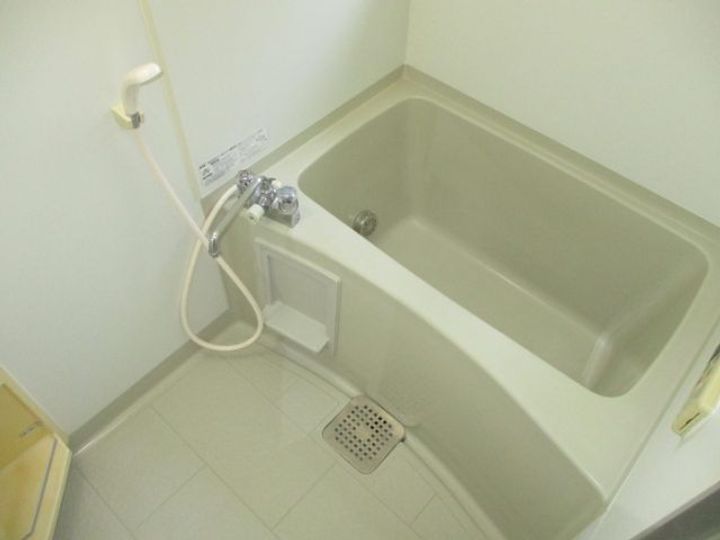 ヴェルドミール 弐番館の風呂