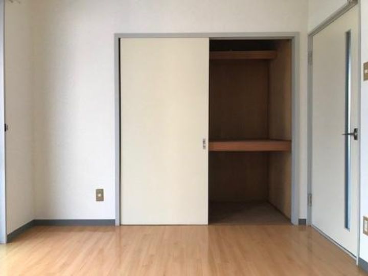 トラスティ泉本町の内装