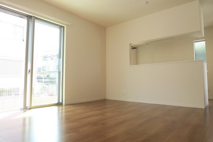 埼玉県草加市氷川町(一戸建)の賃貸物件の居間