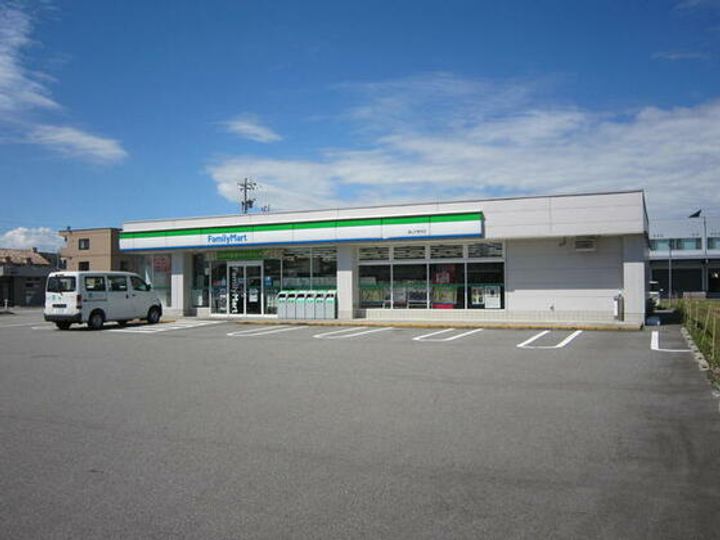 ファイン西荒屋の周辺