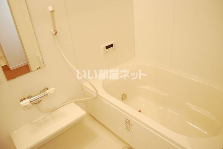 ソレイユ御蔵町(おくらまち)の風呂