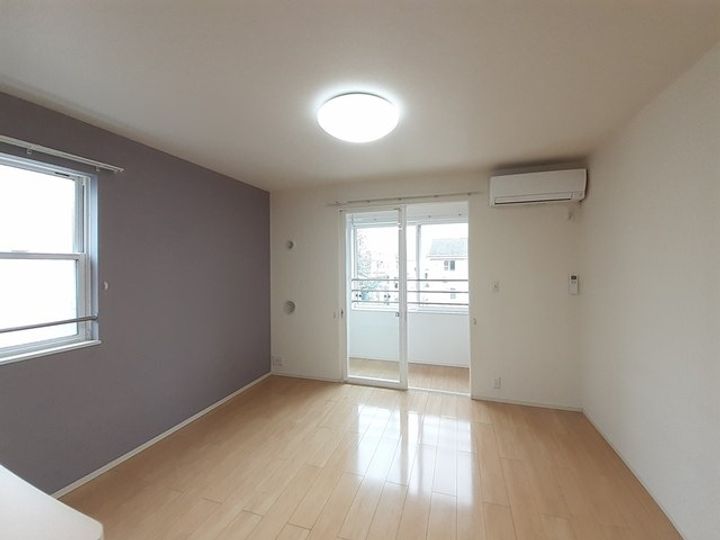 山形県天童市北久野本1(アパート)の賃貸物件の居間