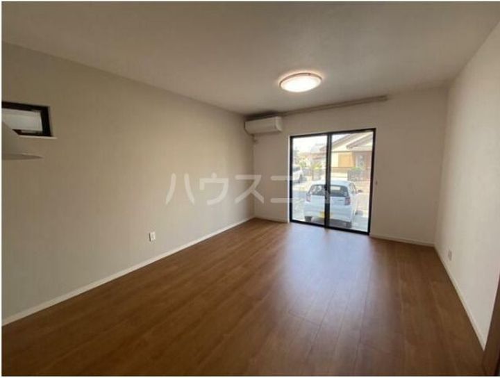 愛知県刈谷市東刈谷町1(一戸建)の賃貸物件の居間