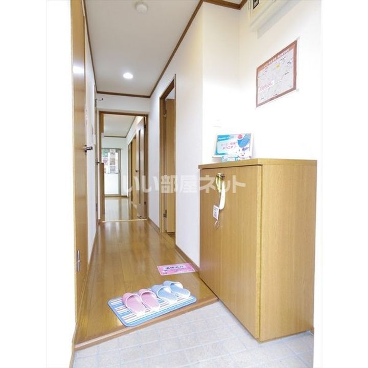 栃木県宇都宮市御幸ケ原町(マンション)の賃貸物件の玄関