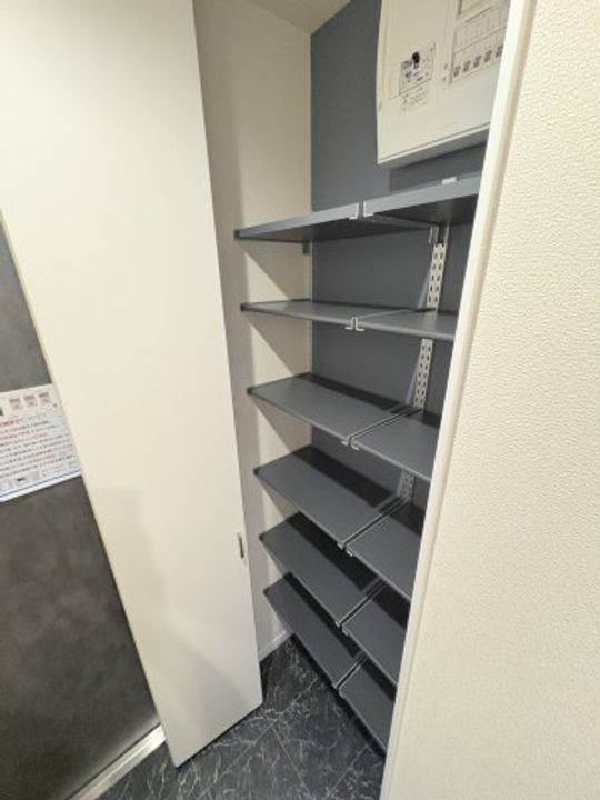 東京都練馬区貫井3(マンション)の賃貸物件の玄関