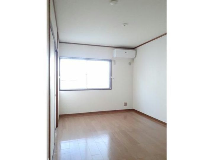 愛知県高浜市八幡町6(アパート)の賃貸物件の居間