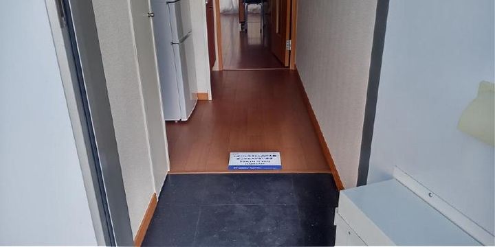 レオパレスソレーユの玄関