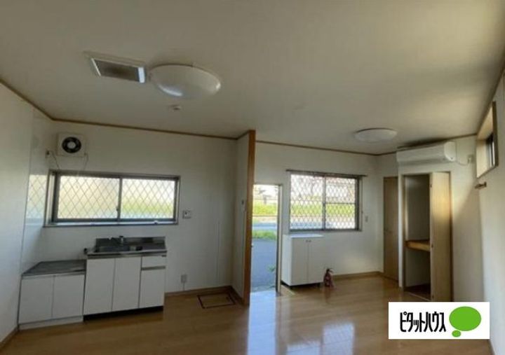 パティオヤスダの居間