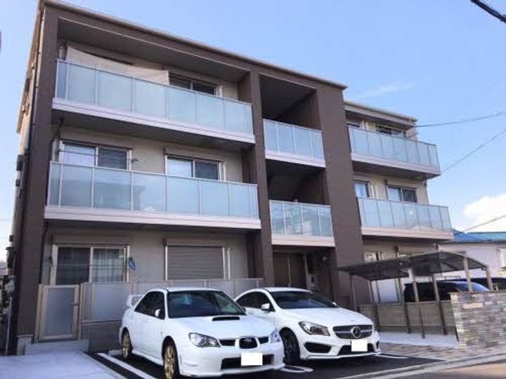 スプレモ エルフォの外観