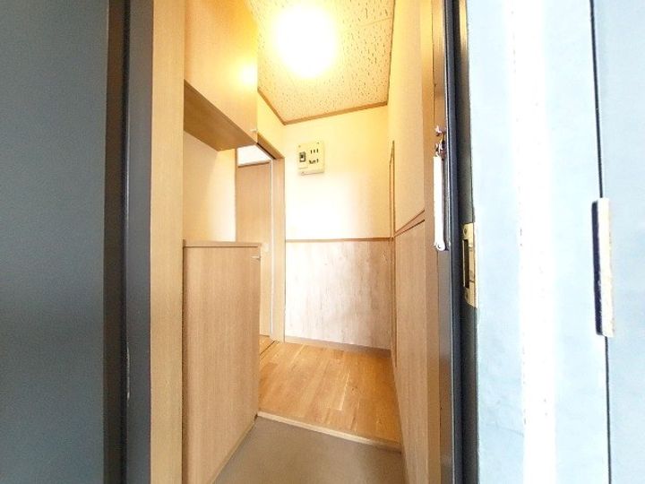 埼玉県上尾市柏座2(アパート)の賃貸物件の玄関