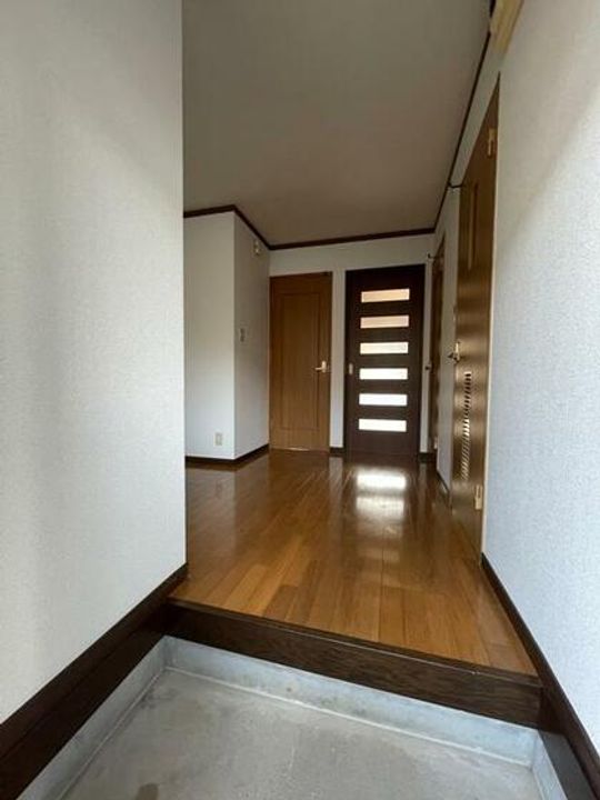 ミキハウス庄内の玄関