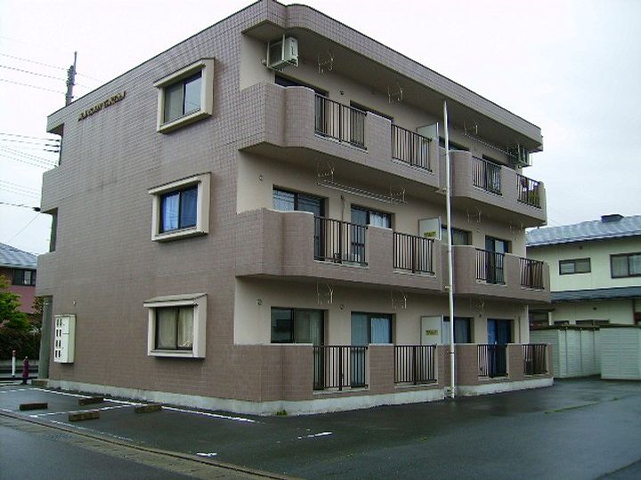 マンションタケダの外観