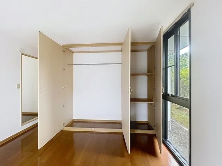 山の脇 鏡山Iの内装