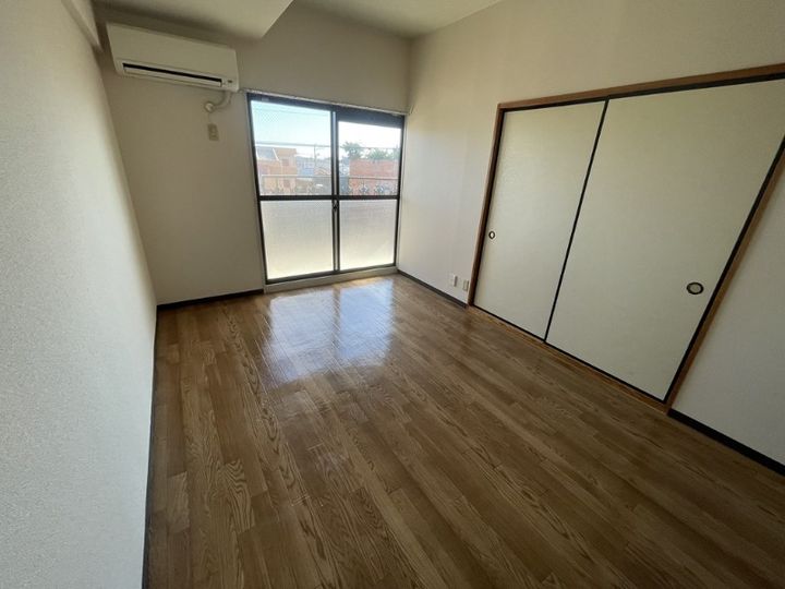 静岡県浜松市中央区海老塚1(マンション)の賃貸物件の居間