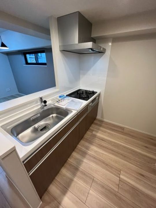 東京都台東区今戸1(マンション)の賃貸物件のキッチン