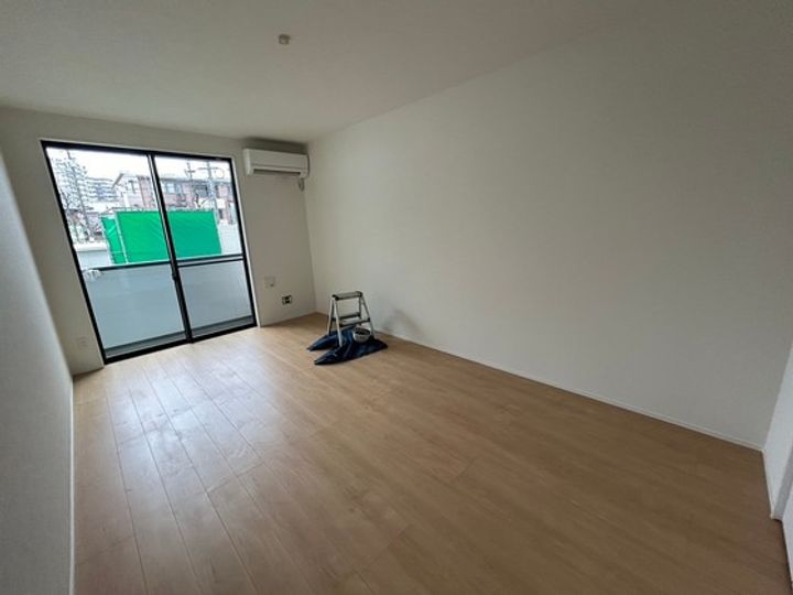 PLEIN SOLEIL 西原1丁目の居間