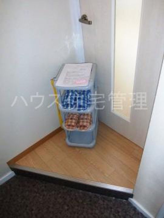 大阪府高槻市富田町1(マンション)の賃貸物件の玄関