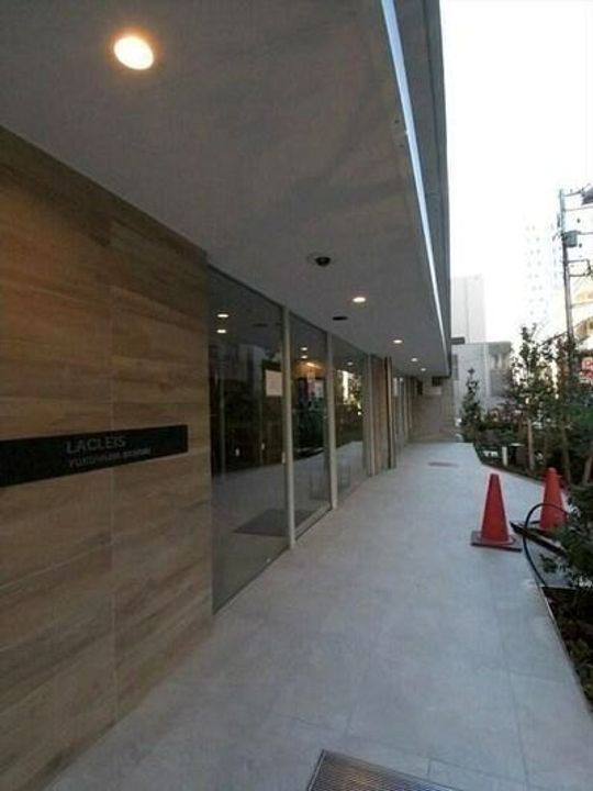 ラクレイス横濱関内の地図