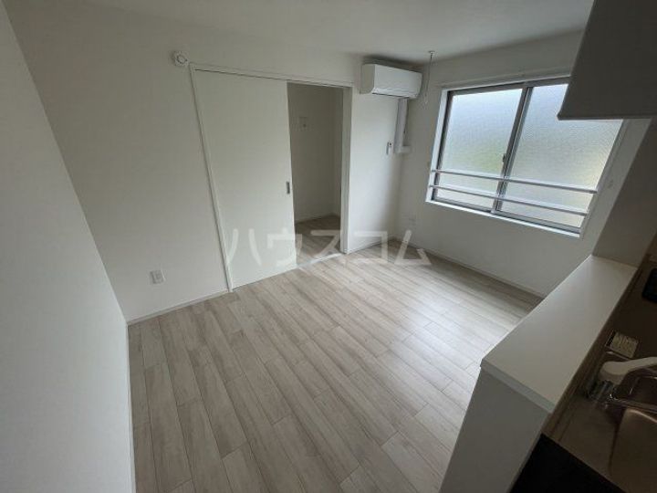 KLEIS北上尾IVの居間