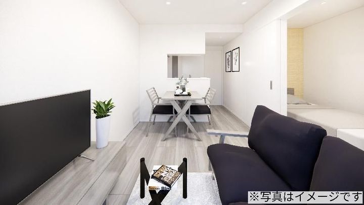 ?le de la Main ?lev e nishiurawa(イーの居間