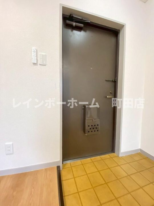 ライオンズマンション青葉台第5の玄関