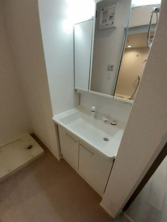 ファザム・ツイン菊池Bの内装