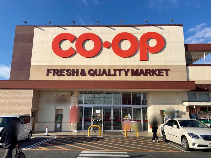 ユニヴェールの周辺