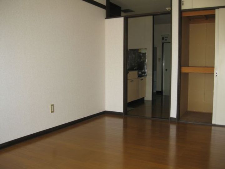 ハイツジュンの居間