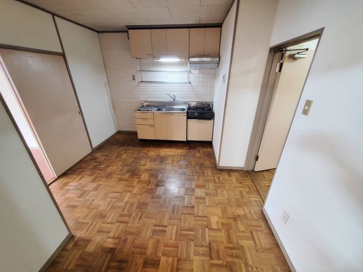 長崎県長崎市岡町(マンション)の賃貸物件の居間