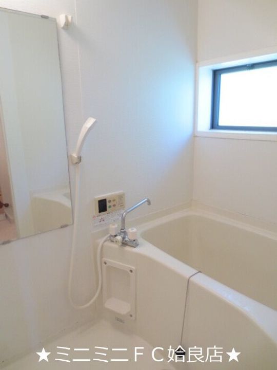 鹿児島県姶良市西餅田(アパート)の賃貸物件の風呂