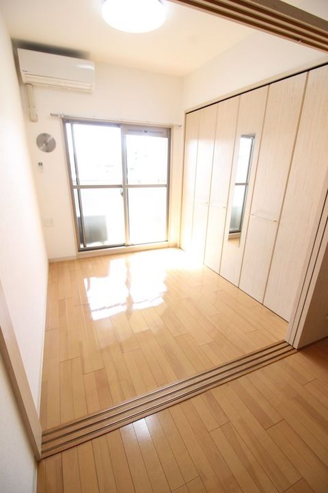 No.47 PROJECT2100小倉駅の内装
