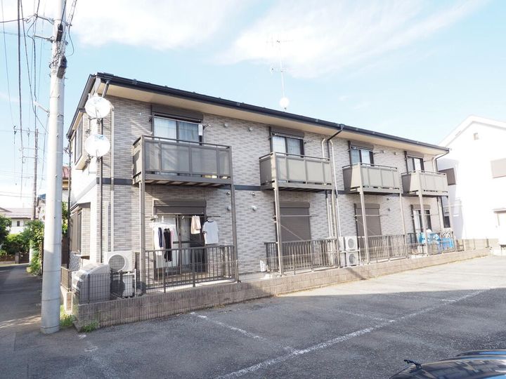 シャルム津田の外観