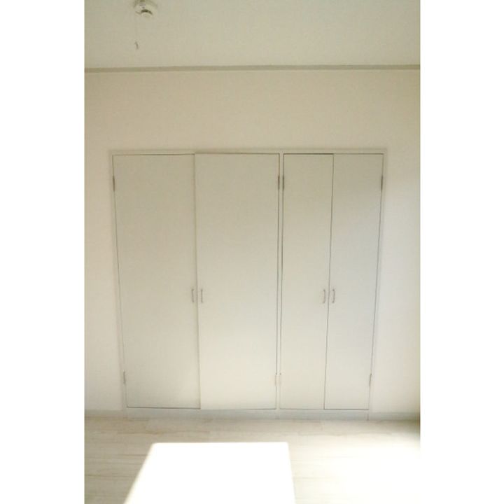 サヴァーブス菱山の内装