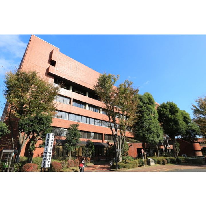 サヴァーブス菱山の周辺