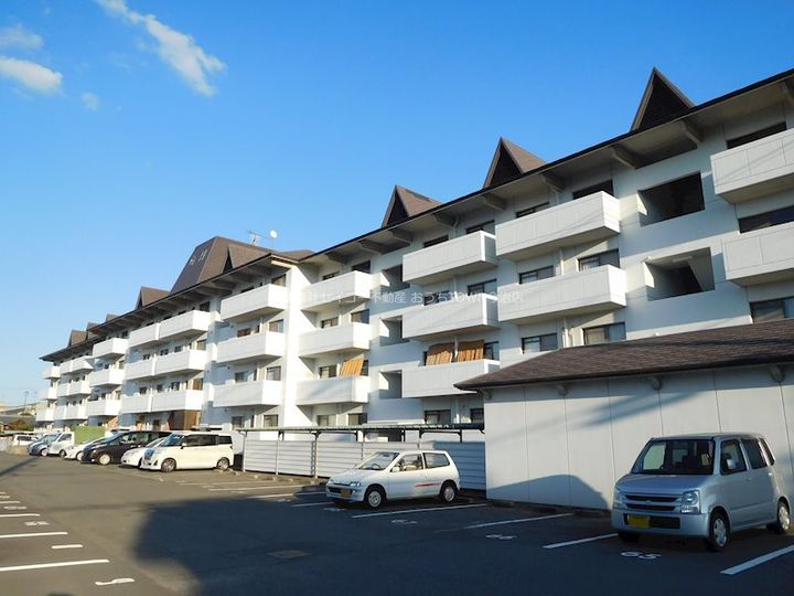 グリーンハイツの外観