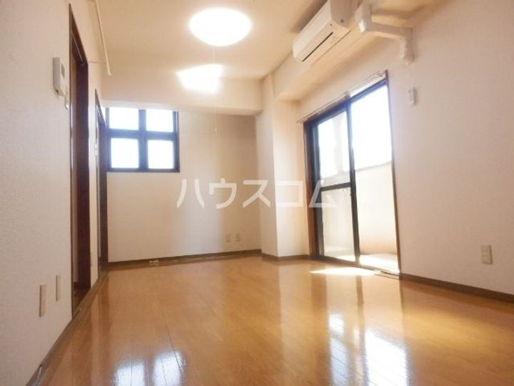 ABドゥエル富士見IIの居間