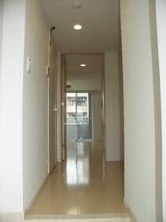 メインステージ江戸川橋IIIの玄関