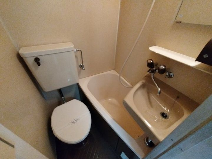 エアリーコート小阪の風呂