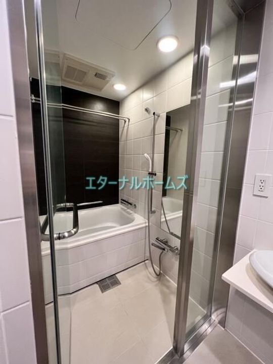 東京都新宿区山吹町(マンション)の賃貸物件の風呂