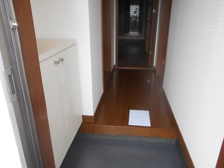 東京都東久留米市幸町3(アパート)の賃貸物件の玄関