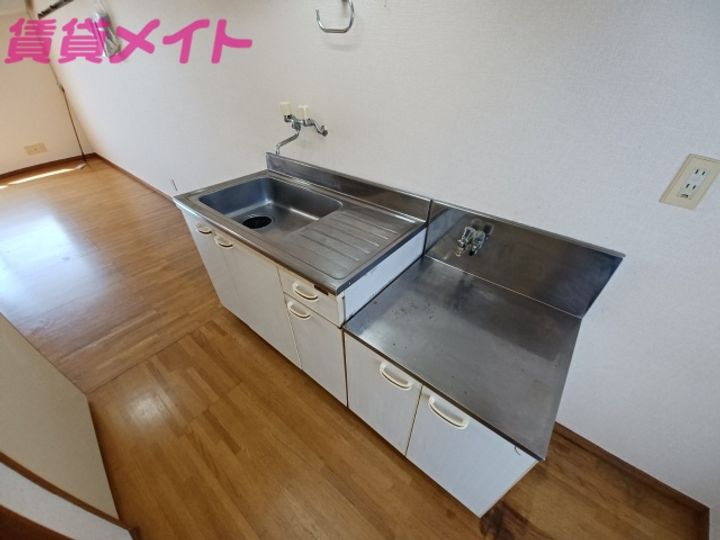ジアルフィー弓削Iのキッチン